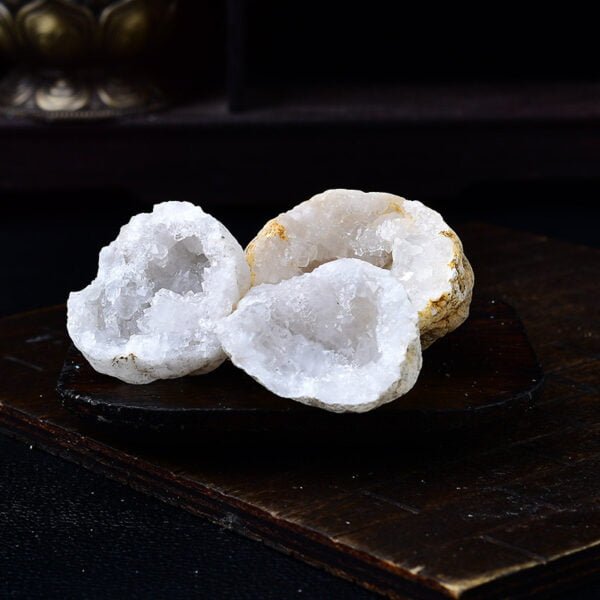 Natural White Quartz Raw Stones - Image 4