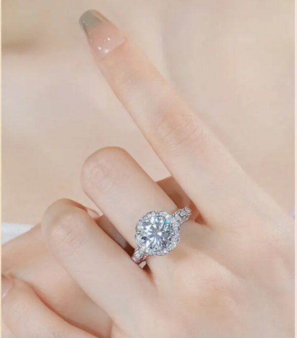 925 Sterling Silver Moissanite Ring 「Rose Manor」 - Image 4