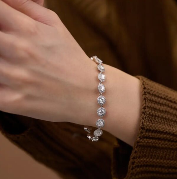 925 Sterling Silver Moissanite Bracelet 「Round Halo」 - Image 3